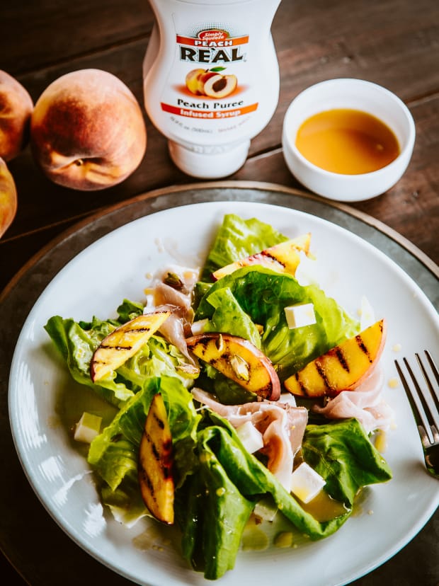 Grilled Peach & Prosciutto Salad